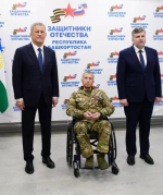 Участник СВО из Благовещенска получил ключи от нового автомобиля.