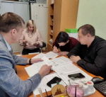 В территориальной избирательной комиссии продолжается работа по проверке документов кандидатов.